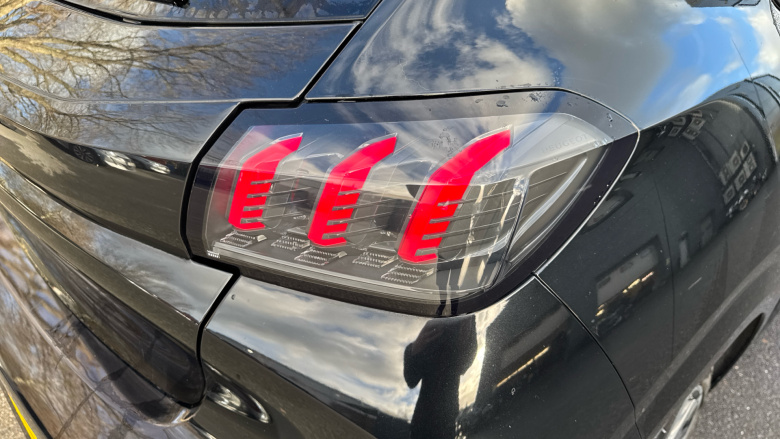 Peugeot 208 1.2 PureTech 130 Allure 5dr EAT8 Petrol Hatchback